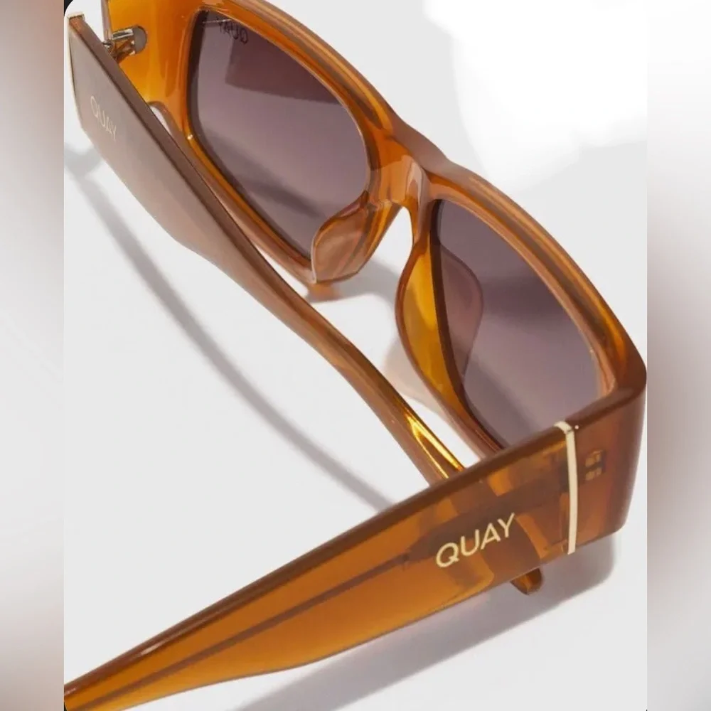 Quay No Envy caramel rectangular edgy wrapped‎ sunglasses new with acrylic case